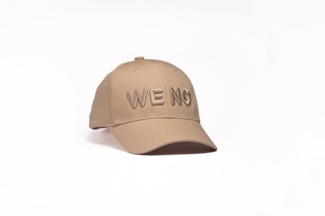 BEIGE BASEBALL CAP - BEIGE LOGO in - von WE - NO | Jetzt bei WE - NO erhältlich!