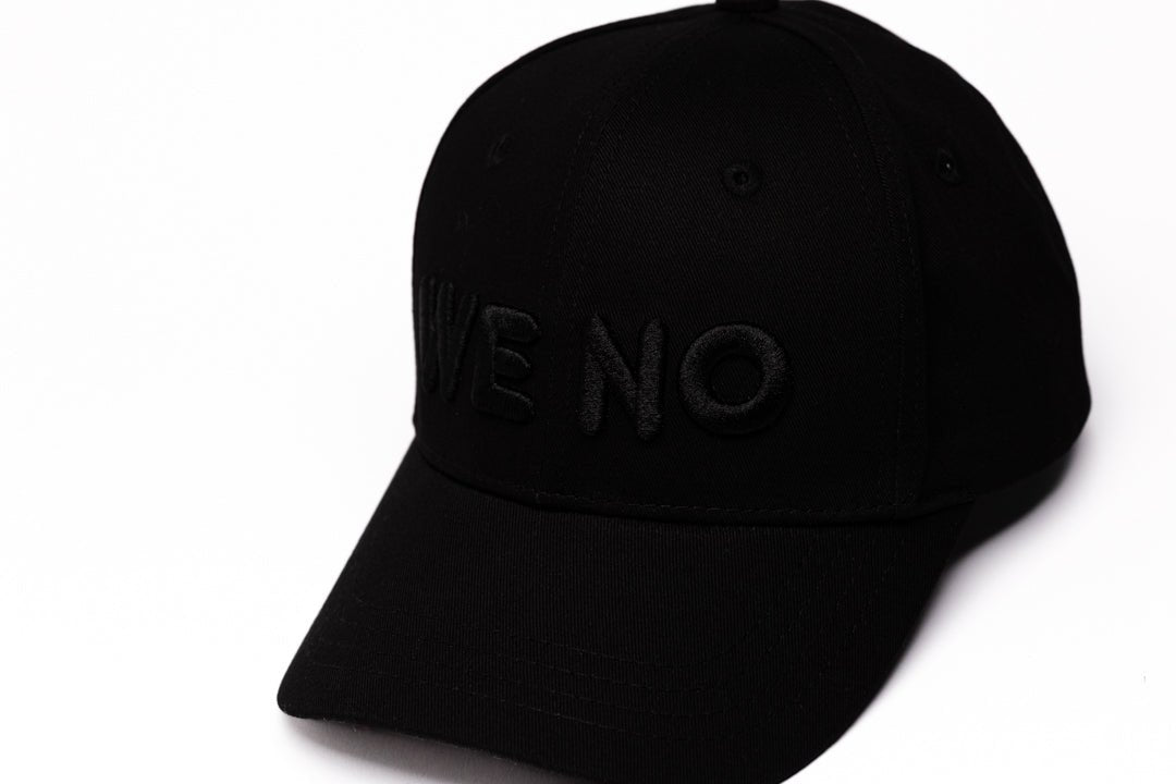BLACK BASEBALL CAP - BLACK LOGO