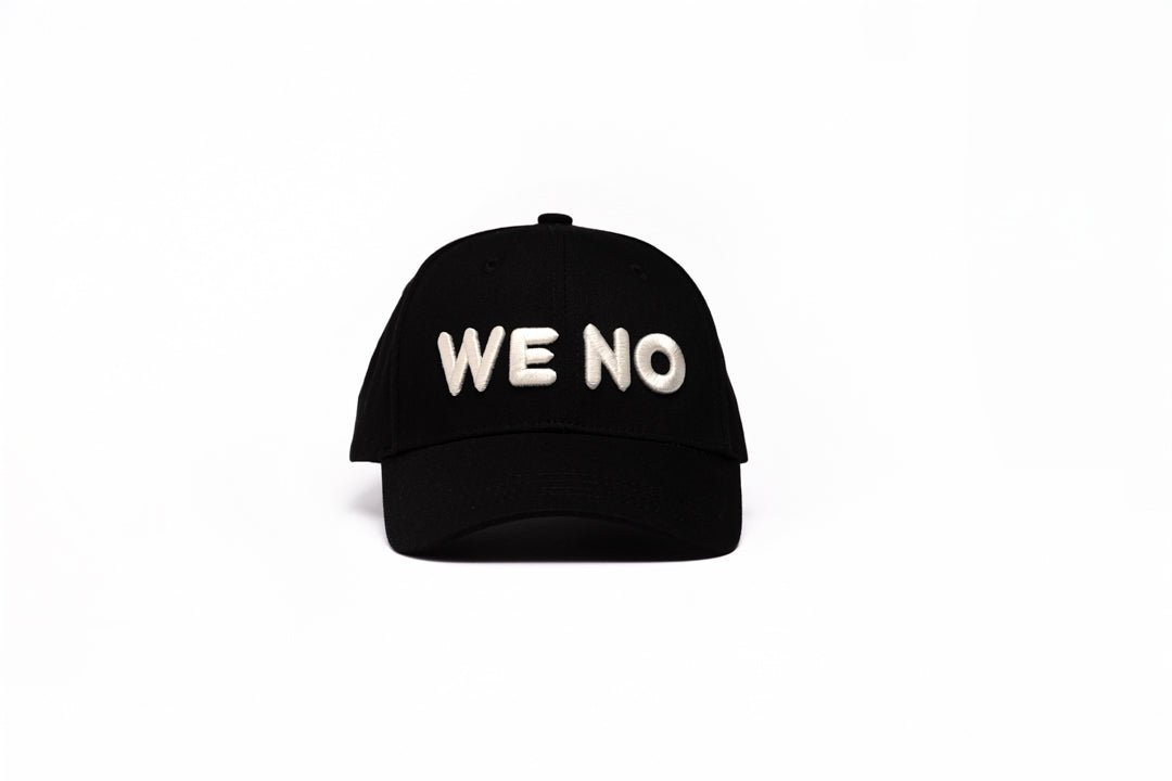 BLACK BASEBALL CAP - WHITE LOGO