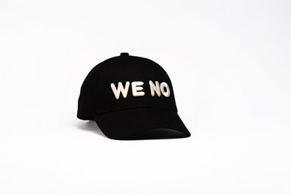 BLACK BASEBALL CAP - WHITE LOGO in - von WE - NO | Jetzt bei WE - NO erhältlich!