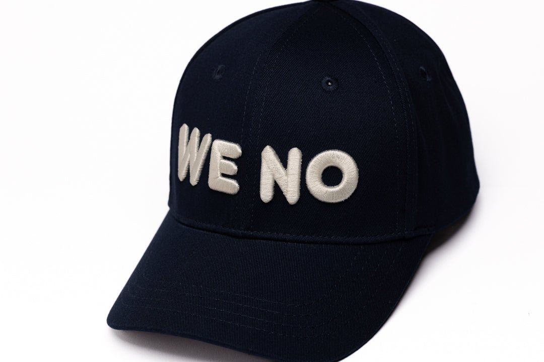 NAVY BASEBALL CAP - WHITE LOGO